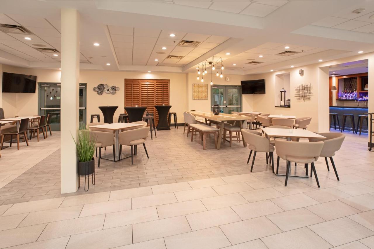 Holiday Inn & Suites Goodyear - West Phoenix Area By Ihg Eksteriør billede