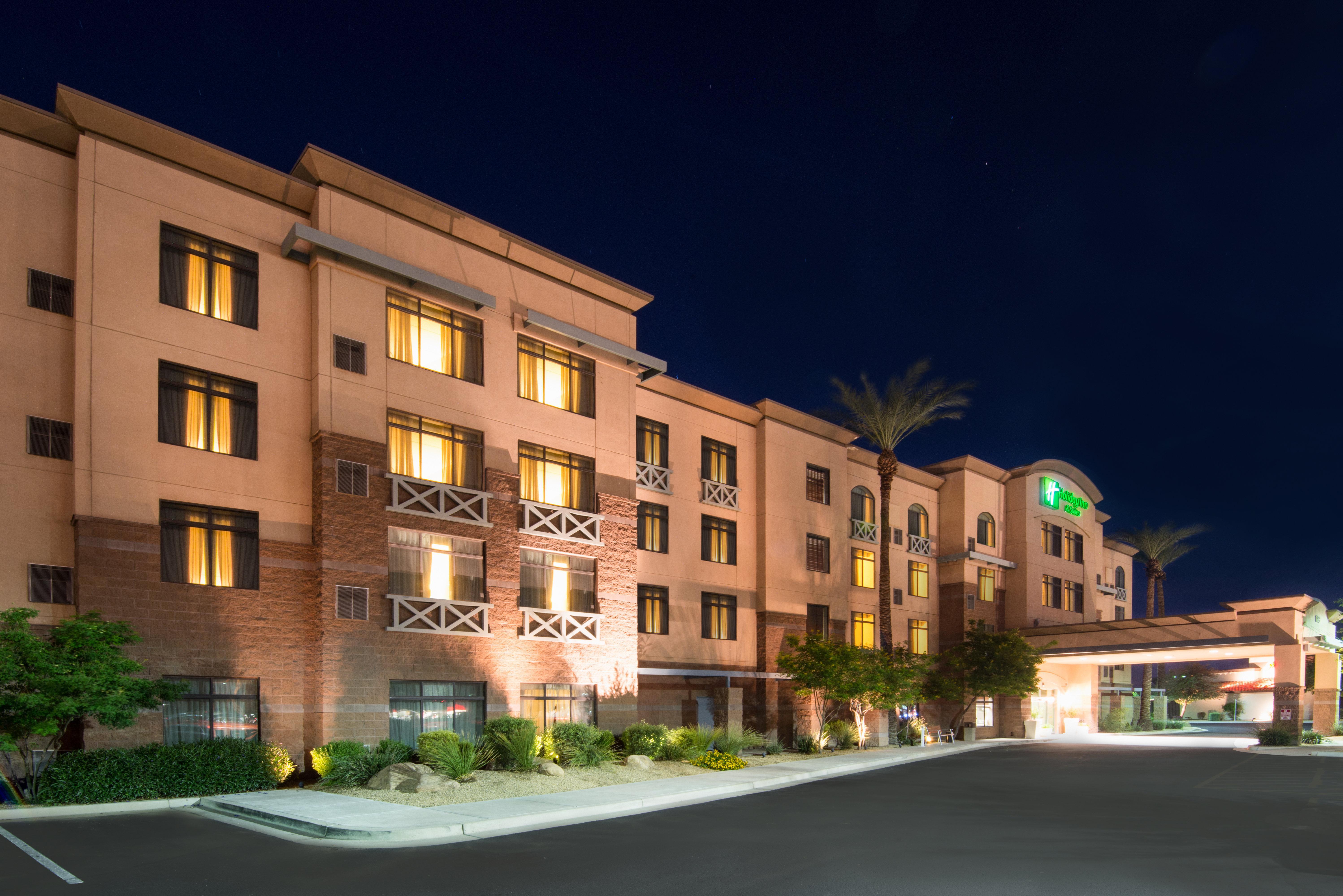 Holiday Inn & Suites Goodyear - West Phoenix Area By Ihg Eksteriør billede